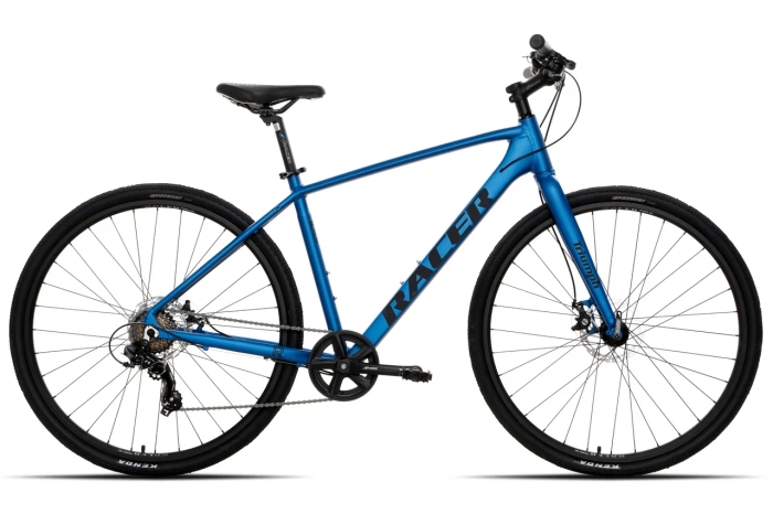 Racer Triumph 28 (2025)